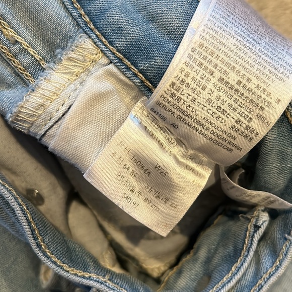 Levi’s Skinny Jeans - Picture 4 of 6